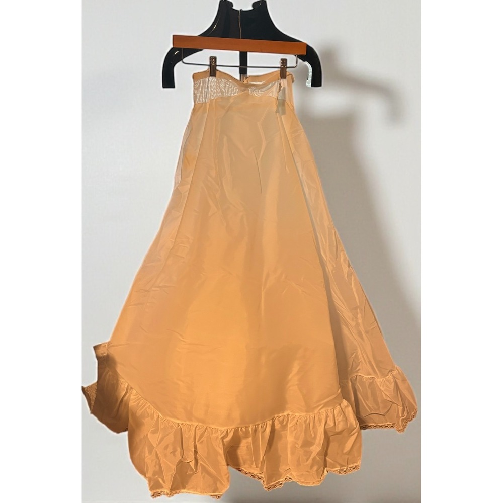 New with tags David's Bridal 5501-0006 White Slip Petticoat Crinoline Zip Sz 8